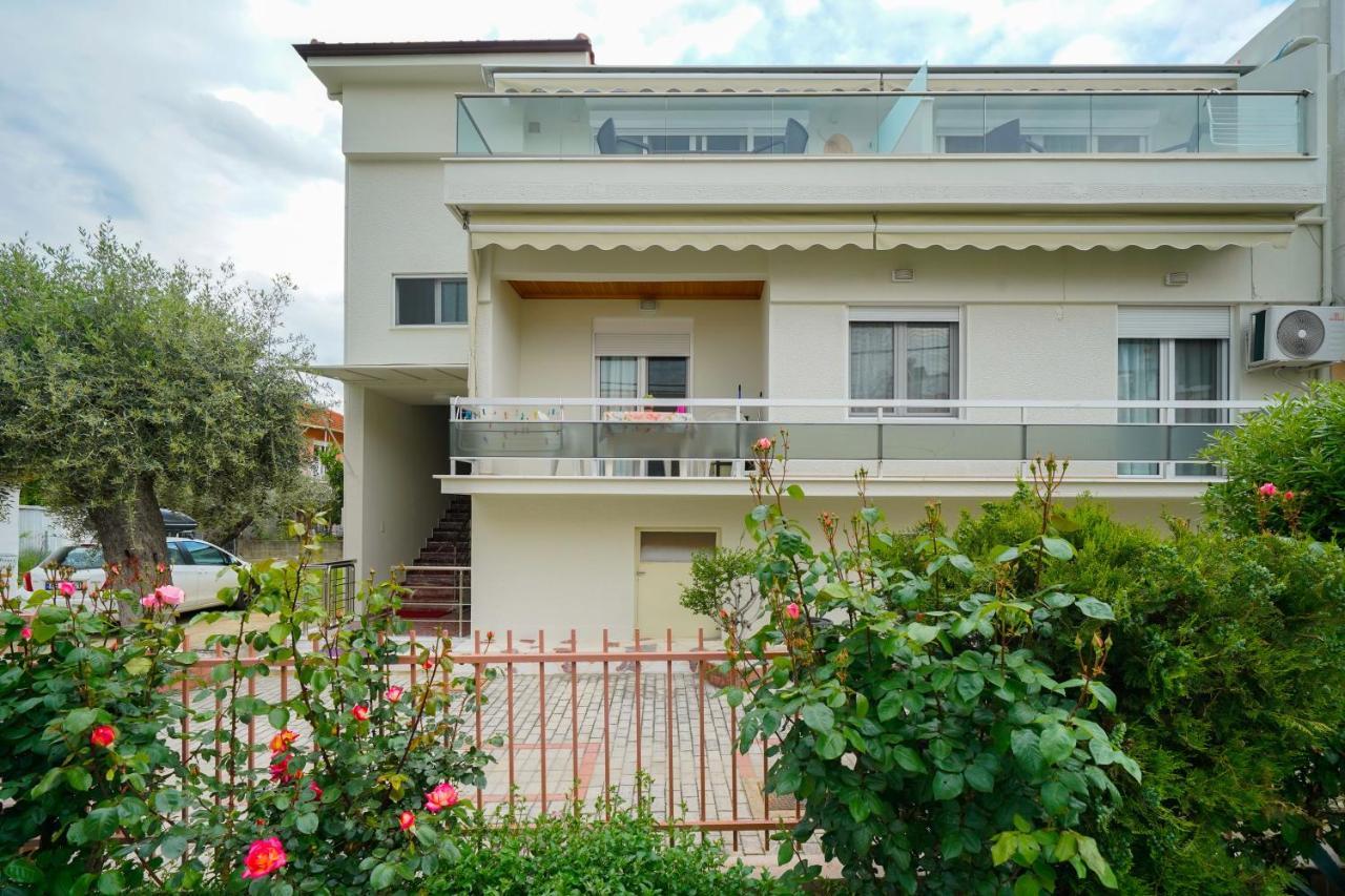 Dagos Luxury Apartments Лименас Екстериор снимка